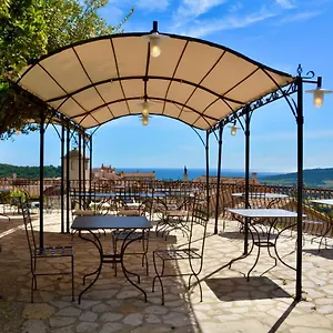 lecurie-du-castellas.fr-provencehotel.com/