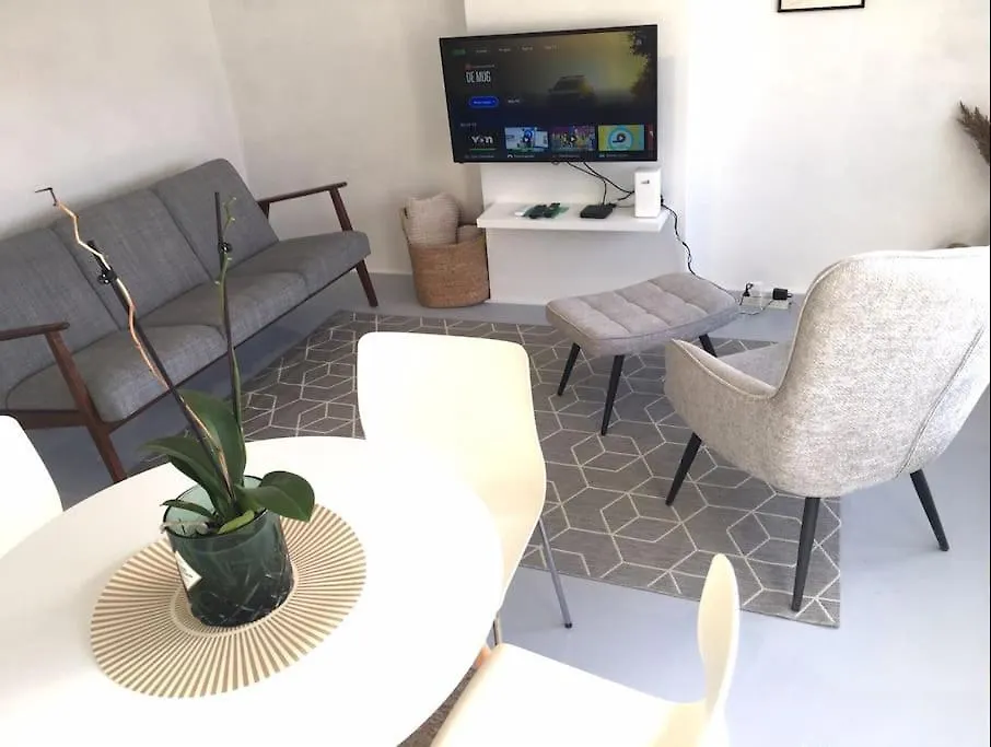 Ground Floor Apartment/Wi-Fi+Free Parking Οστένδη